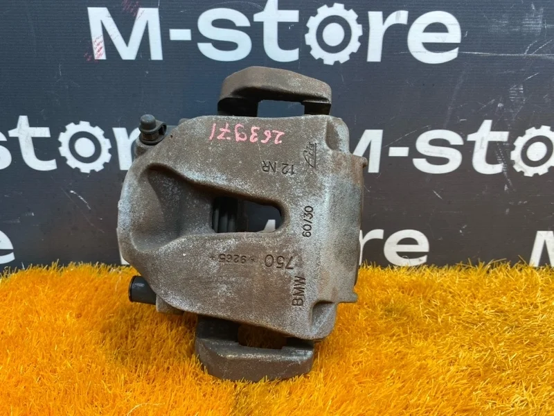 Суппорт Bmw X5 2009 34116776784 E70 N52B30, передний правый