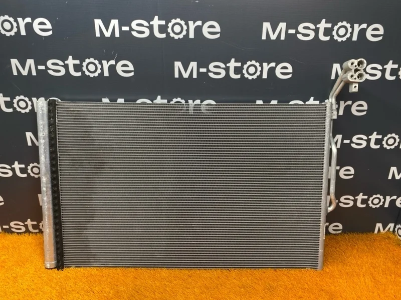 Радиатор кондиционера Volkswagen Touareg 2010 7P0820411A 7P CGRA