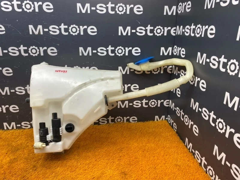 Бачок омывателя Volkswagen Touareg 2010 7P0955453 7P CGRA