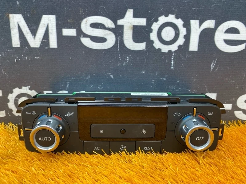 Блок управления климат-контролем Volkswagen Touareg 2010 7P6907040AG 7P CGRA