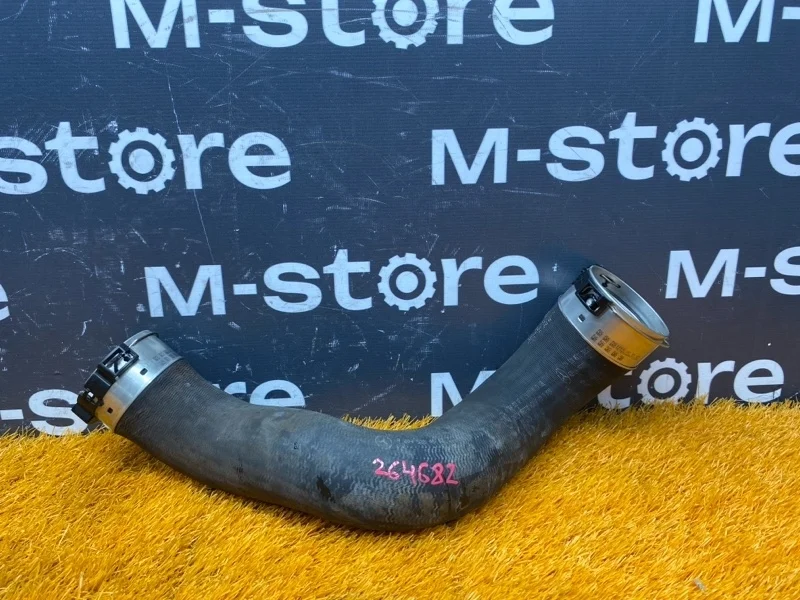 Патрубок интеркулера Mercedes-Benz E-Class 2013 A2045284582 W212 274.920, левый