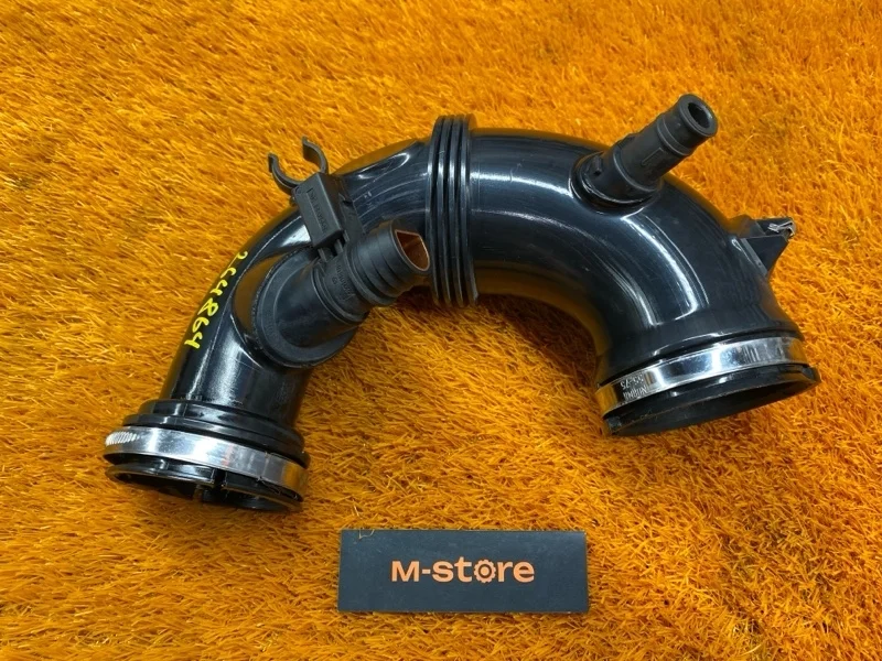 Патрубок воздушного фильтра Mercedes-Benz C-Class 2014 A2740900029 W205 274.920