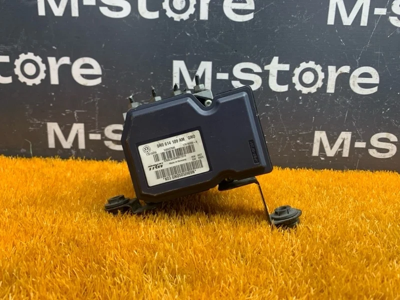 Блок ABS Audi Q3 2012 5N0614109AM 8U CPSA