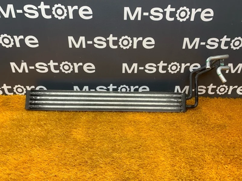 Радиатор гур Porsche Cayenne 2008 7L5422885C 957 M5501