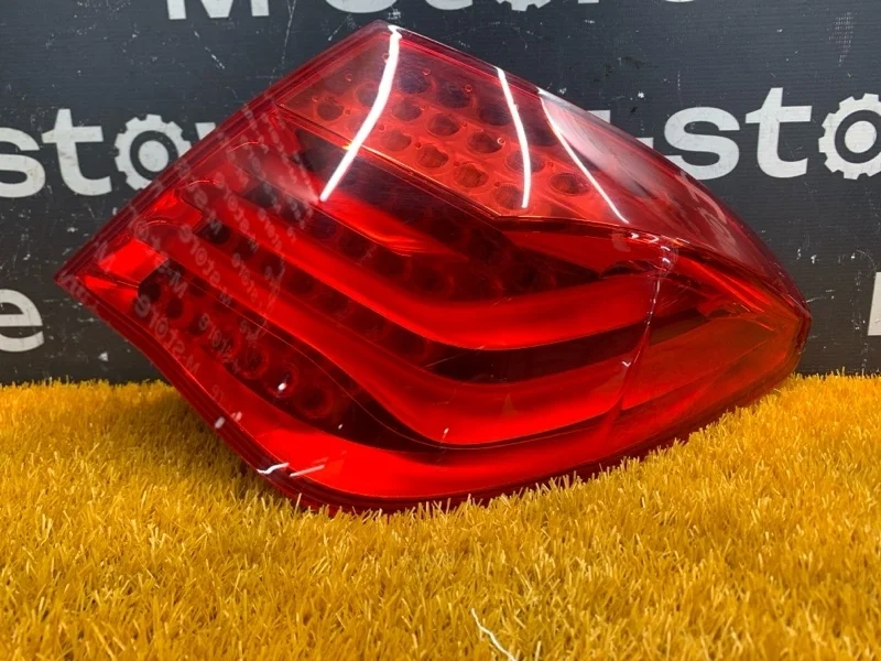 Фонарь задний Bmw 7-Series 2009 7182198 F01 N63B44A, правый