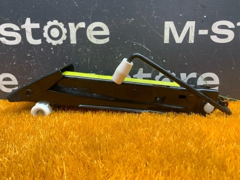 Домкрат Audi A6 2013 4G0011031F C7/4G CDNB