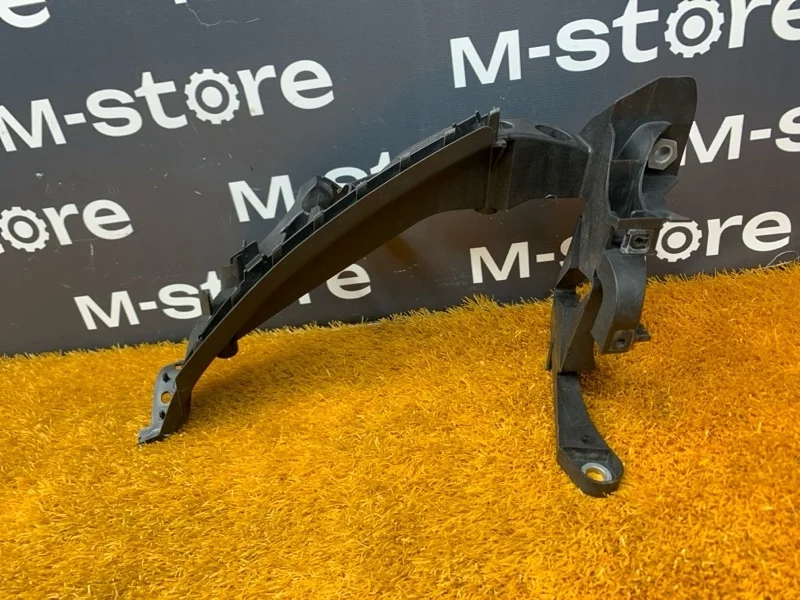 Кронштейн фары Audi A4 2008 8K0805607L B8/8K CABB, левый