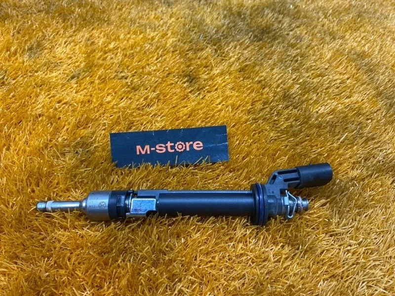 Форсунка топливная Volkswagen Touareg 2008 03H906036A 7L BHK