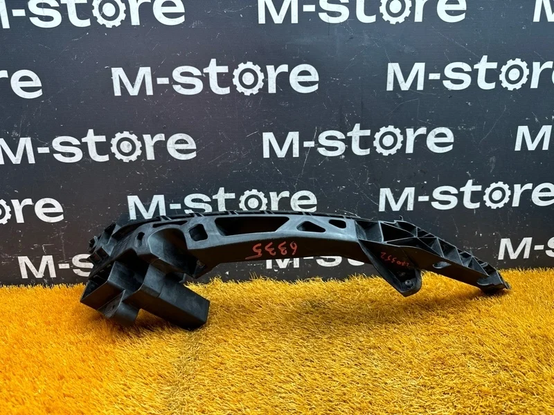 Кронштейн фары Audi Q3 2013 8U0805607A 8U CCZ, левый