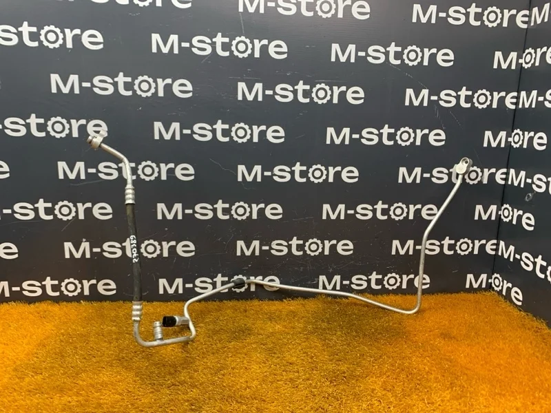 Трубка кондиционера Audi Q3 2013 8U0820741D 8U CCZ