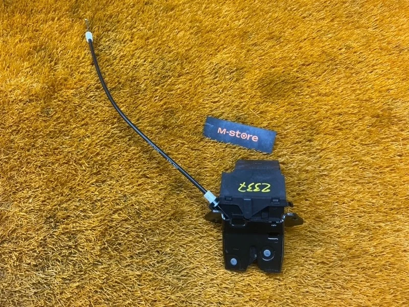 Замок багажника Mercedes-Benz E-Class 2007 A1717500085 W211 272.943