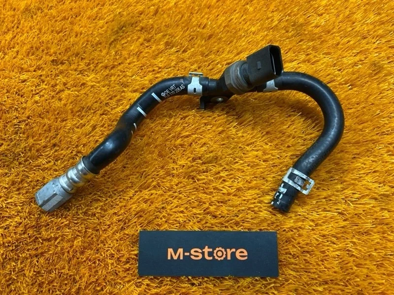 Шланг топливный Volkswagen Touareg 2008 7L6130295AS 7L BHK