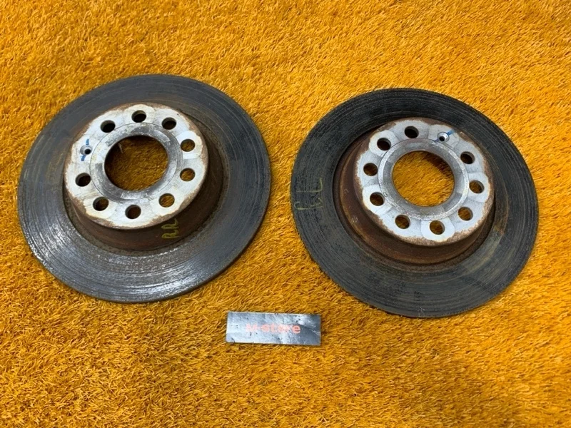 Диск тормозной Audi Q3 2013 1K0615601AD 8U CCZ, задний