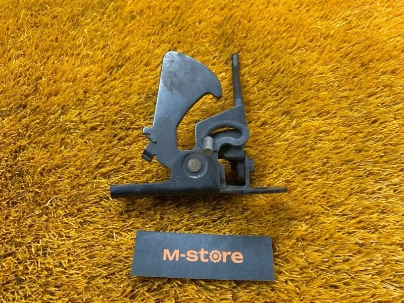 Замок капота Bmw 7-Series 2003 8240605 E65 N62B36A