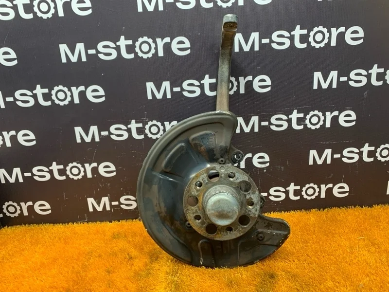 Ступица Mercedes-Benz E-Class 2007 A2113306420 W211 272.943, передняя левая