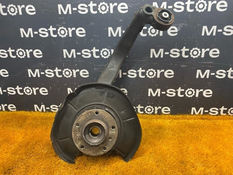 Ступица Bmw 3-Series 2000 1094463 E46 M52B20 (206S4), задняя левая