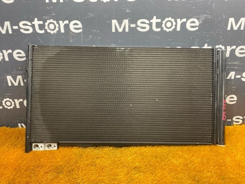 Радиатор кондиционера Audi Q3 2013 8U0260401B 8U CCZ