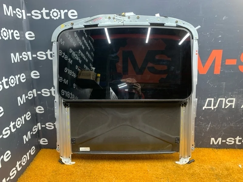 Люк Mercedes-Benz M-Class 2011 A1647800729 W164 272.967