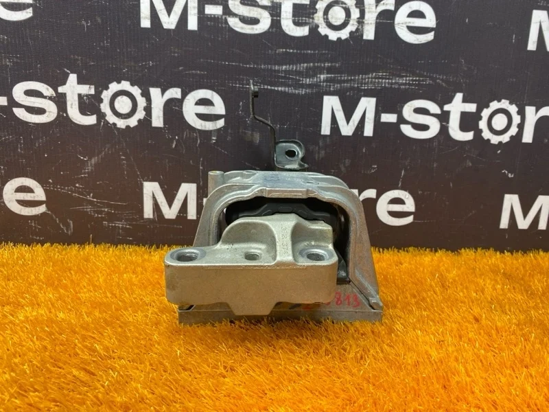 Подушка двигателя Volkswagen Passat 2012 1K0199262CG B7 CAX, правая