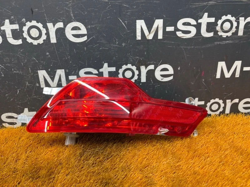 Фонарь в бампер Bmw X6 2013 63147187219 E71 N55B30A, левый