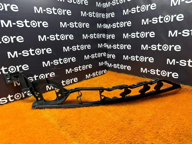 Крепление крыла Bmw X5 2008 51127157990 E70 N52B30A, переднее правое