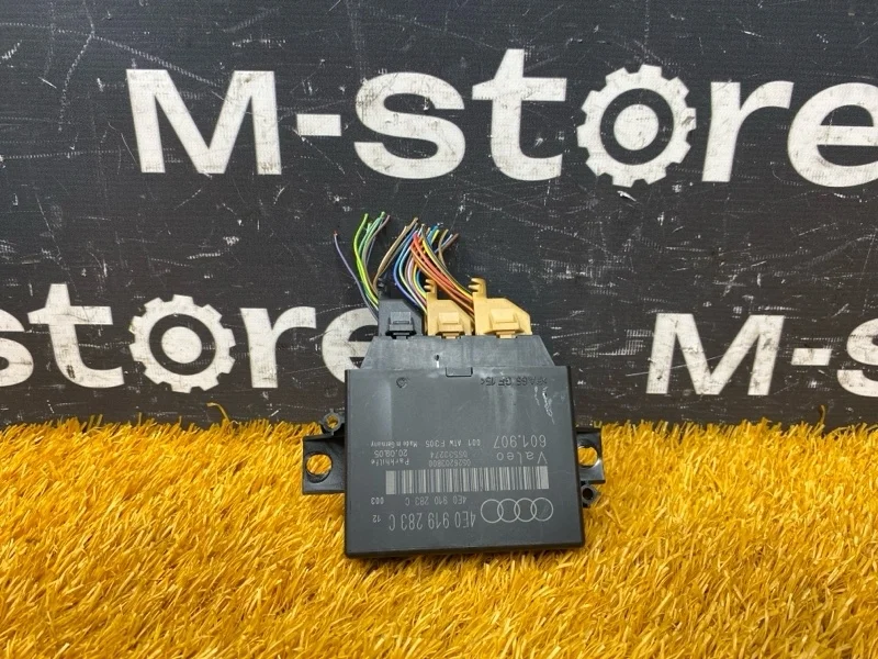 Блок управления парктроником Audi A8 2005 4E0919283C 4E/D3 BPK