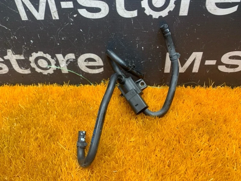 Клапан электромагнитный Volkswagen Passat 2012 06F906283F B7 CAX