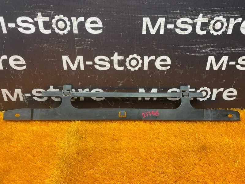 Кронштейн интеркулера Bmw X3 2014 17117593852 F25 N47D20C