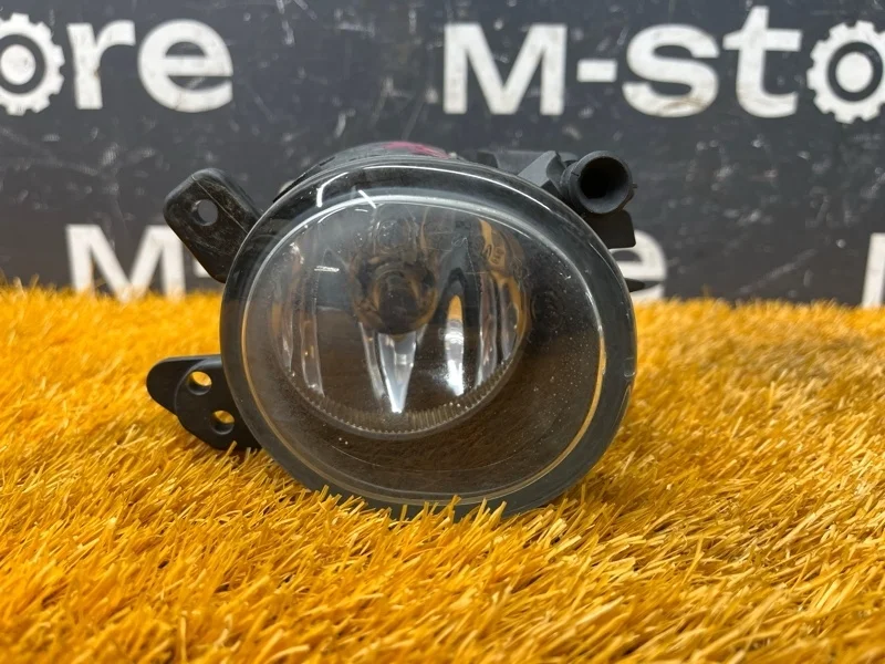 Фара противотуманная Mercedes-Benz E-Class 2010 A2518200856 W212 642.850, правая