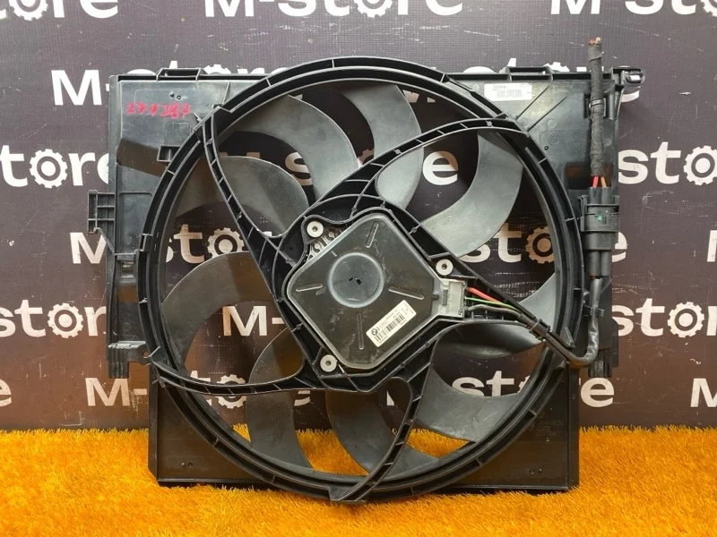 Вентилятор радиатора Bmw 1-Series 2014 17427640509 F20 N13B16A