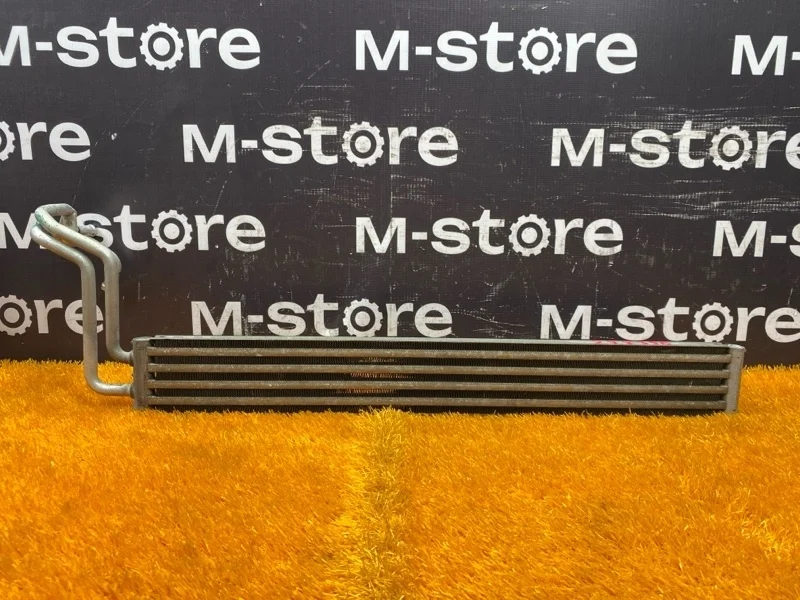 Радиатор гур Audi Q7 2007 7L8422885 4L BAR