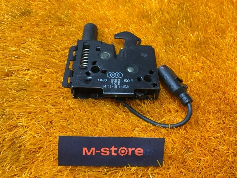 Замок капота Audi A4 2015 8W0823509 B9/8W CVKB