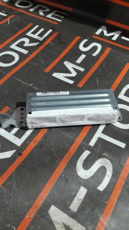 Подушка безопасности в сиденье Mercedes-Benz S-Class 2006 A2218600605 W221 273.961, задняя правая