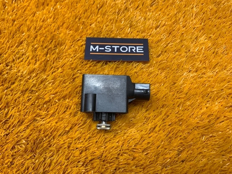 Датчик высоты дорожного просвета Volkswagen Touareg 2005 7L0616571A 7L BMV, передний левый