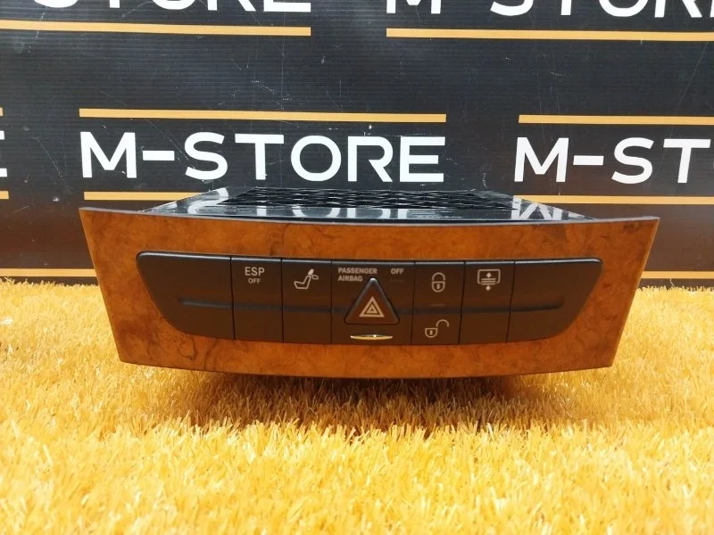 Блок кнопок (подогрев сидений) Mercedes-Benz E-Class 2002 A2116800552 W211 112.913