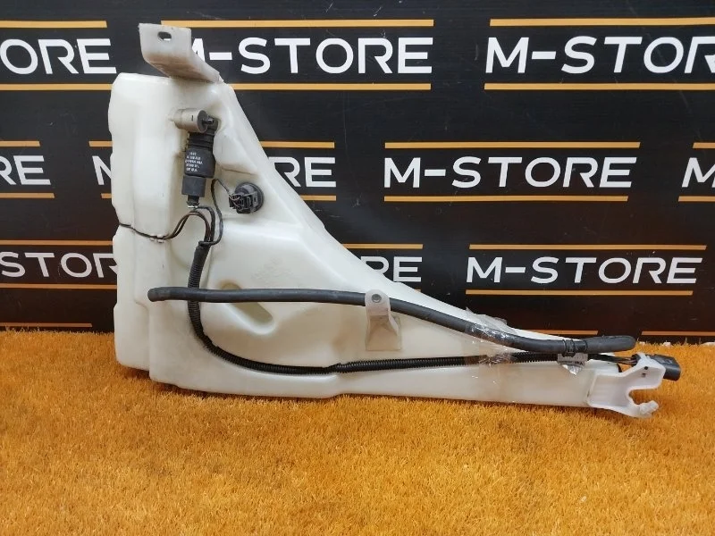 Бачок омывателя Volkswagen Touareg 2004 7L0955453D 7L AXQ