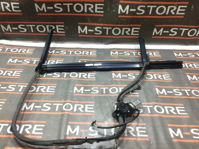 Шторка двери Mercedes-Benz S-Class 2006 A2218100620 W221 273.961, задняя правая