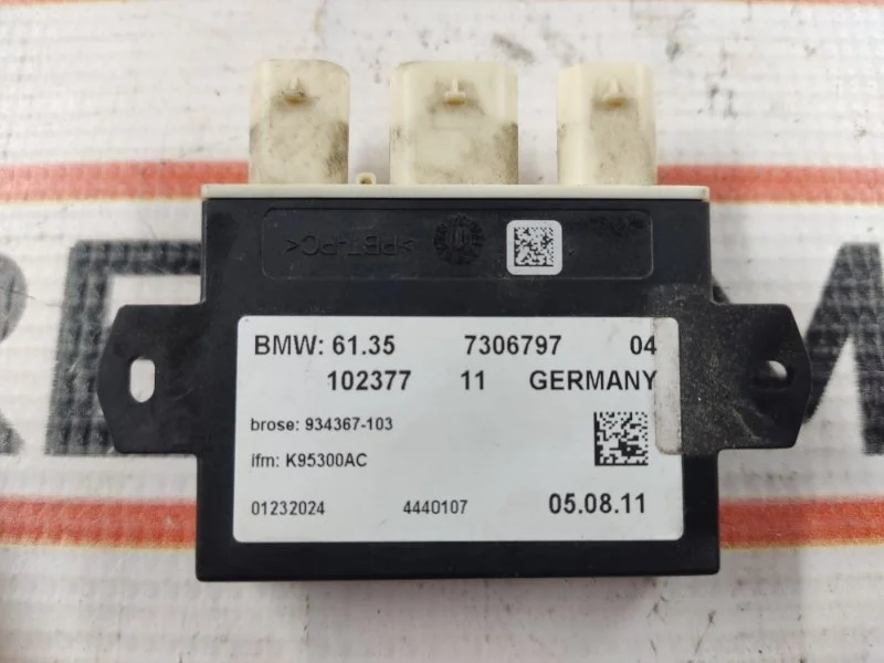 Блок управления крышкой багажника Bmw 5-Series 2011 61357306797 F10 N20B20B