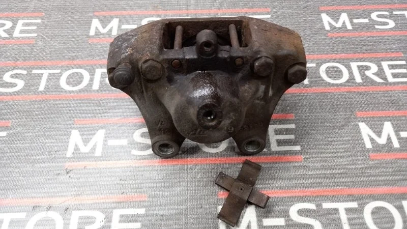 Суппорт Mercedes-Benz E-Class 1998 A0004209383 W210 112.941, задний правый