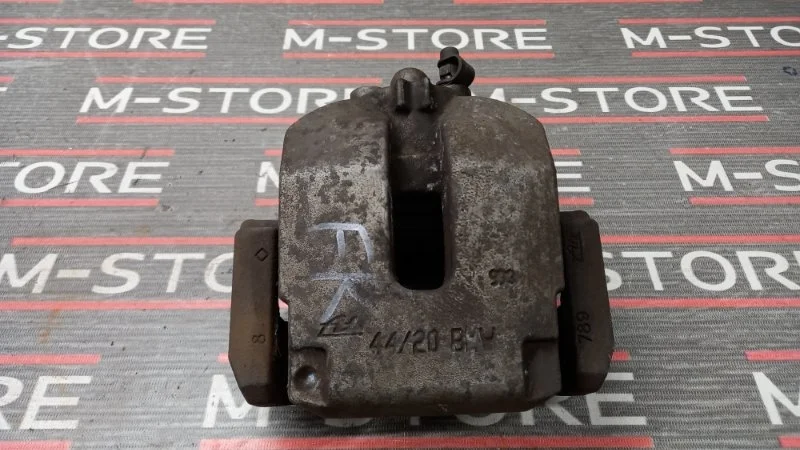 Суппорт Bmw X5 2008 34216776788 E70 N52B30A, задний правый