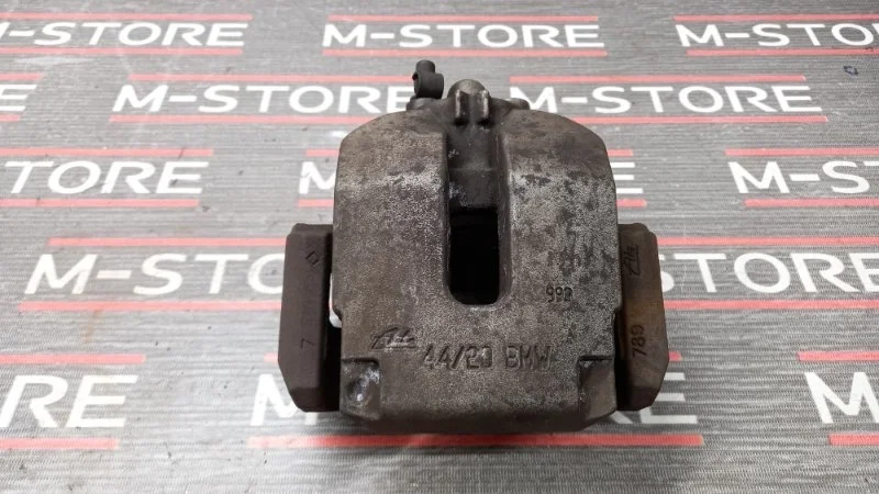 Суппорт Bmw X5 2008 34216776787 E70 N52B30A, задний левый