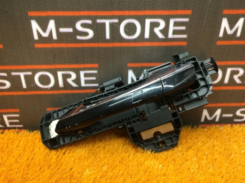 Ручка двери внешняя Mercedes-Benz E-Class 2009 A2127600334 W212 273.971, передняя левая