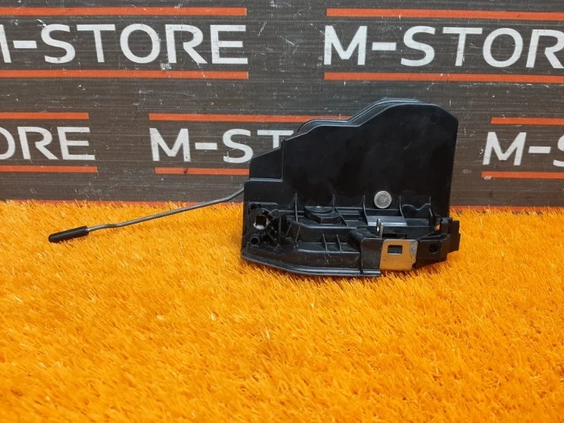 Замок двери Bmw 5-Series 2003 51217202144 E60 M54B25 (256S5), передний правый