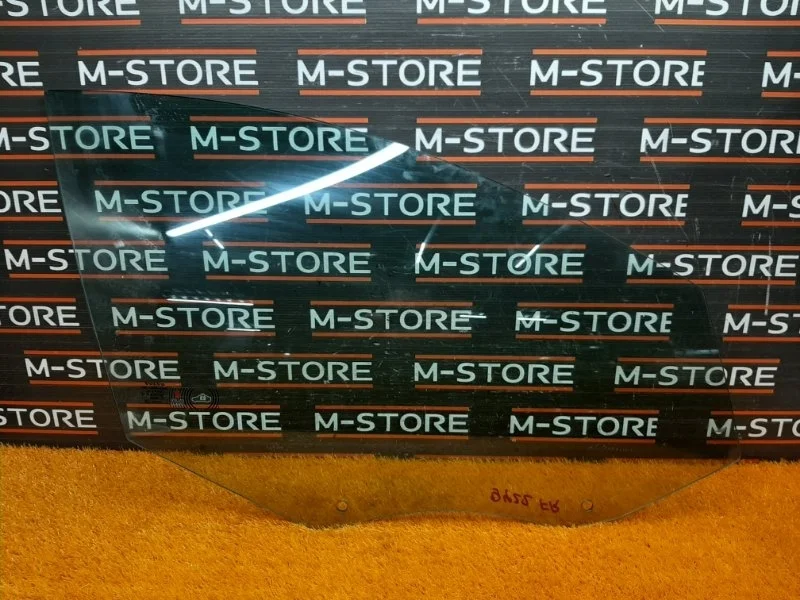 Стекло боковое Volvo Xc60 2011 31386793 DZ44 B4204T6, переднее правое