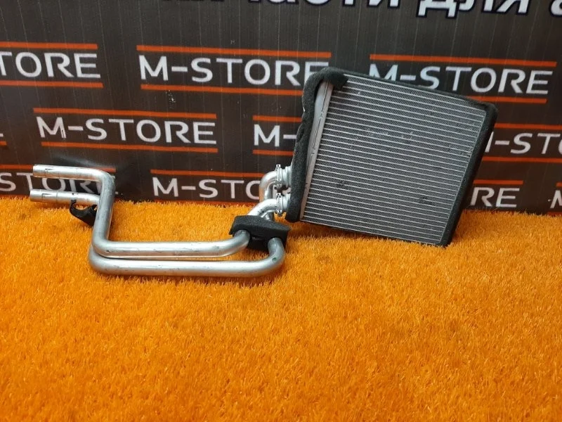 Радиатор печки Volvo Xc60 2011 9873005 DZ44 B4204T6