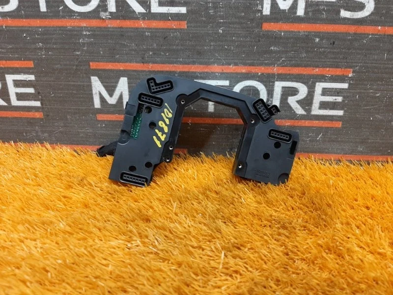 Блок управления подрулевыми переключателями Audi A4 2006 8E0953549S B7/8E BWE