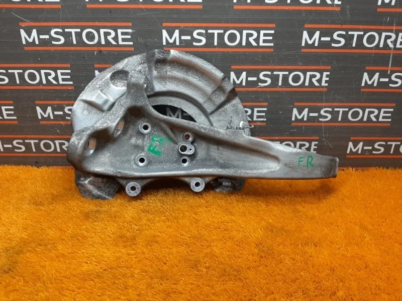 Кулак поворотный Bmw 7-Series 2011 31216775768 F01 N63B44, передний правый