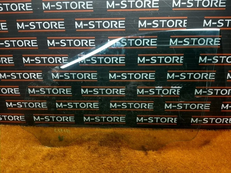 Стекло боковое Porsche Cayenne 2007 95554251110 957 M5501, переднее левое