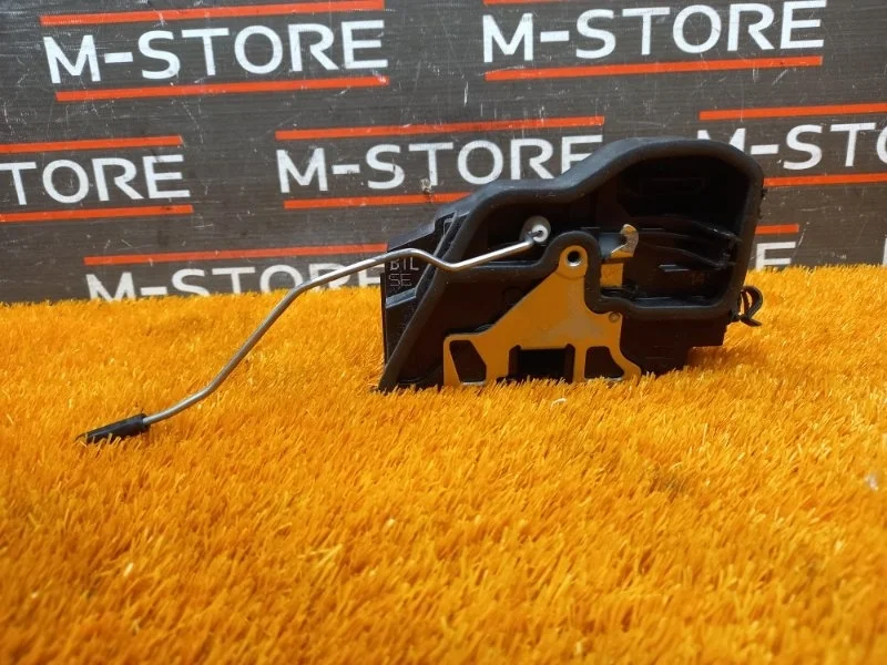 Замок двери Bmw X5 2008 51217202145 E70 N52B30, передний левый