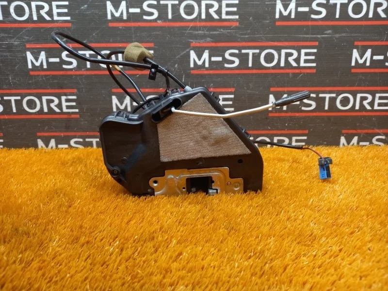 Замок двери Mercedes-Benz E-Class 2002 A2117300635 W211 112.913, задний правый